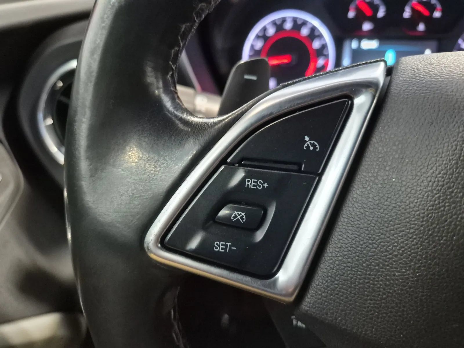 Used 2017 Chevrolet Camaro LT RWD image 24