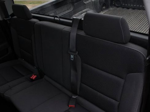 Used 2018 Chevrolet Silverado 1500 LT image 30