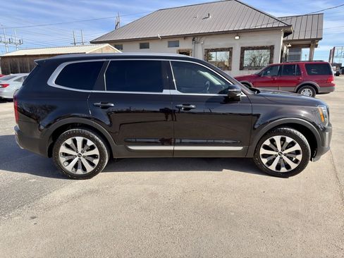 Used 2021 Kia Telluride S image 7