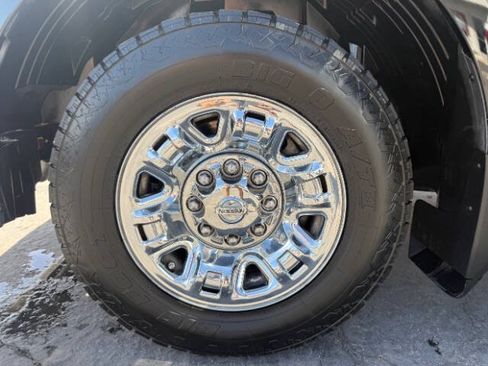 Used 2019 Nissan NV 3500 SL RWD image 10