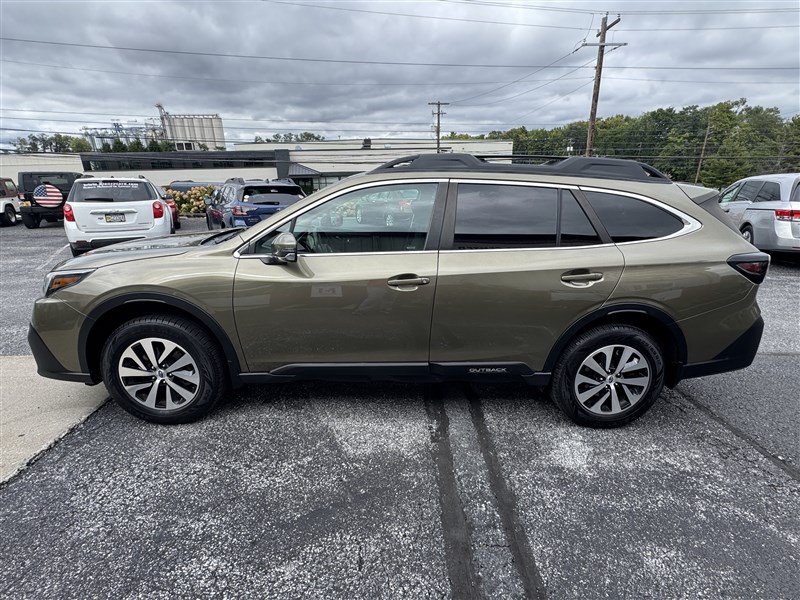 Used 2021 Subaru Outback Premium AWD/4WD image 5