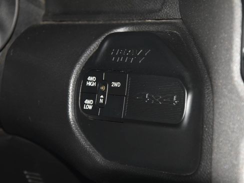 Used 2022 RAM 2500 Tradesman w/ Chrome Appearance Group AWD/4WD image 14