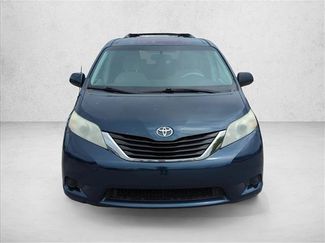 Used 2011 Toyota Sienna LE w/ Towing Pkg FWD video 2