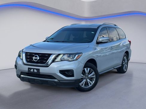Used 2020 Nissan Pathfinder S AWD/4WD image 2