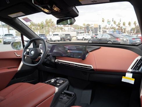 New 2026 BMW iX xDrive60 image 12