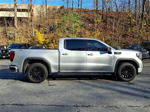 Used 2021 GMC Sierra 1500 Elevation w/ Preferred Package image 9