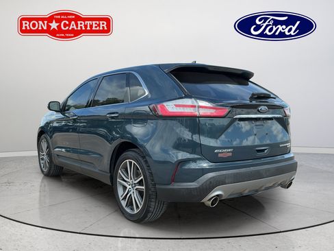Used 2019 Ford Edge Titanium FWD image 4