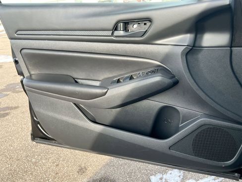 Used 2023 Nissan Altima 2.5 S image 30