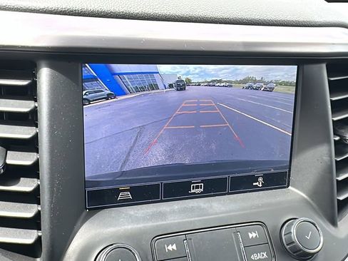 Used 2022 GMC Acadia AT4 w/ Trailering Package AWD/4WD image 21