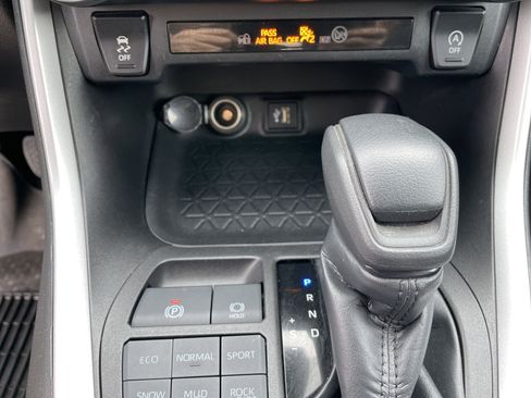 Used 2023 Toyota RAV4 XLE image 48