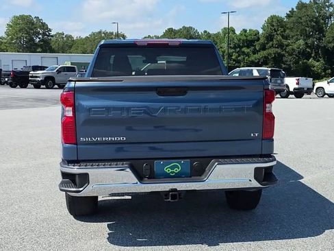 Used 2024 Chevrolet Silverado 1500 LT AWD/4WD image 7