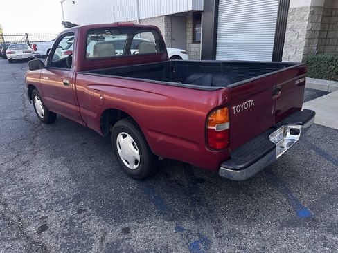 Used 1999 Toyota Tacoma 2WD Regular Cab image 2