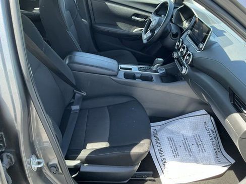 Used 2025 Nissan Sentra SV FWD image 19