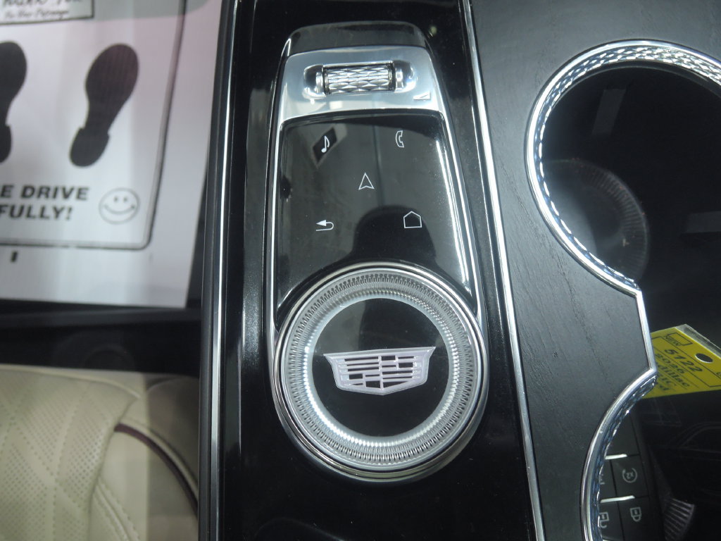 Used 2026 Cadillac Lyriq Signature Luxury w/ Nappa Leather Package AWD/4WD image 25