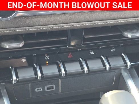 New 2025 Chevrolet Colorado LT w/ LT Convenience Package image 30