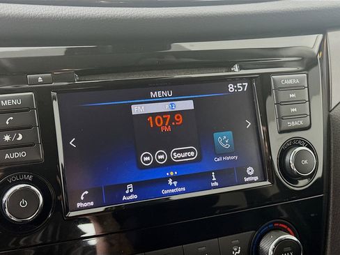 Used 2022 Nissan Rogue Sport S FWD image 21