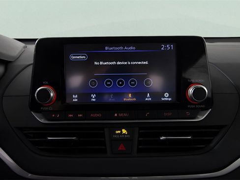 Certified 2024 Nissan Altima 2.5 S image 18