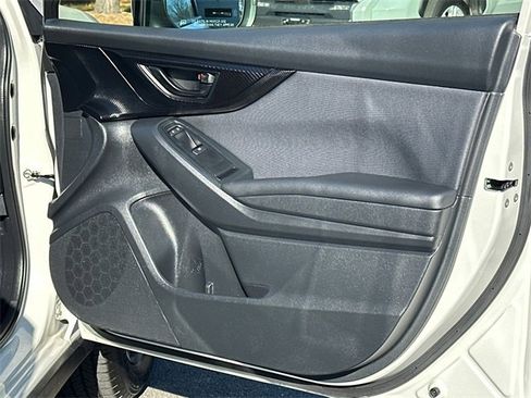 Used 2021 Subaru Crosstrek 2.0i Premium w/ Moonroof Package image 12