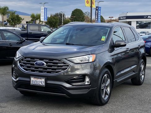 Used 2020 Ford Edge SEL w/ Convenience Package image 7