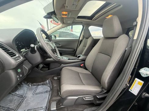 Used 2022 Honda HR-V EX image 8