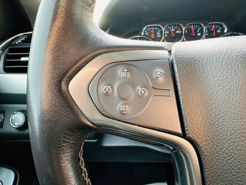 Used 2020 Chevrolet Tahoe LT image 11