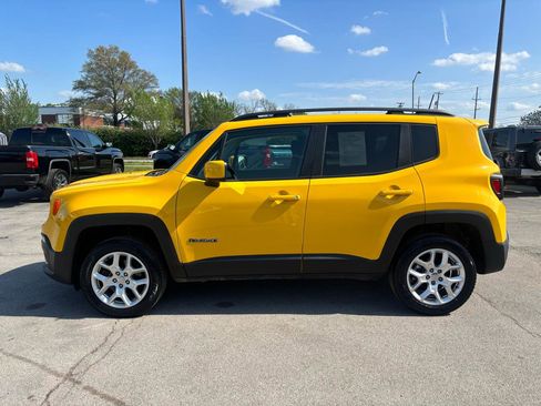 Used 2018 Jeep Renegade Latitude w/ Trailer Tow Group image 12