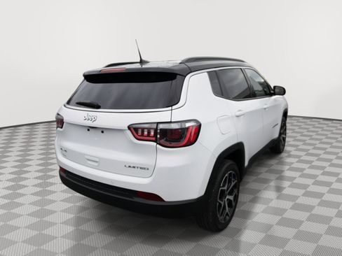 Used 2025 Jeep Compass Limited AWD/4WD image 5