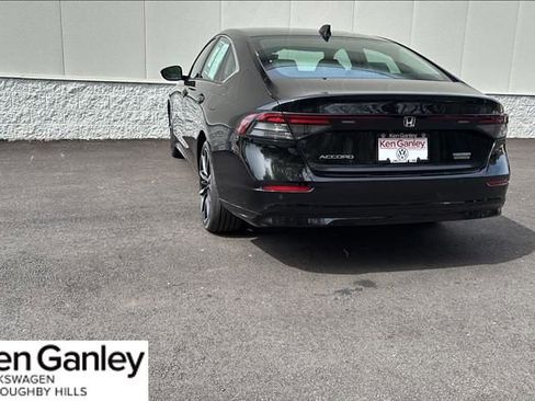 Used 2023 Honda Accord Touring image 39