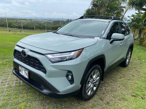 Used 2022 Toyota RAV4 XLE Premium FWD image 21