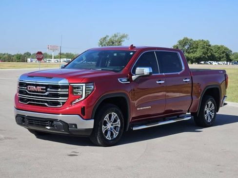 Used 2024 GMC Sierra 1500 SLT w/ SLT Convenience Package AWD/4WD image 3