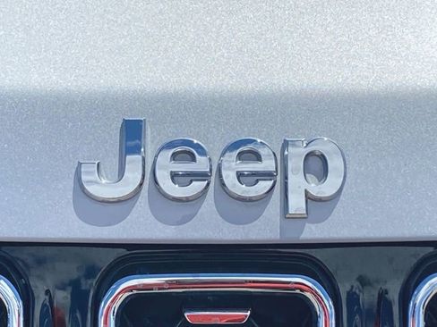 Used 2024 Jeep Compass Limited AWD/4WD image 29