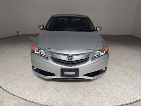Used 2013 Acura ILX w/ Premium Package image 2