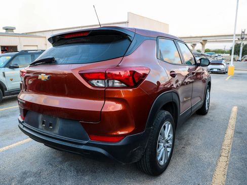 Used 2021 Chevrolet TrailBlazer LS FWD image 8
