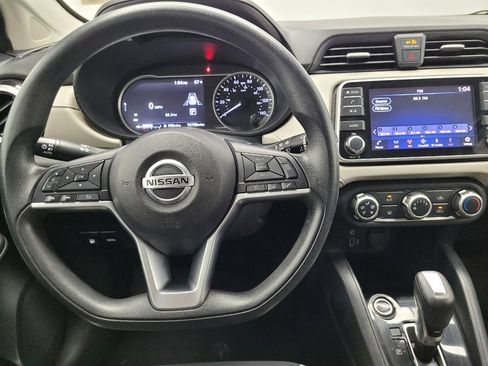 Used 2021 Nissan Versa SV FWD image 22
