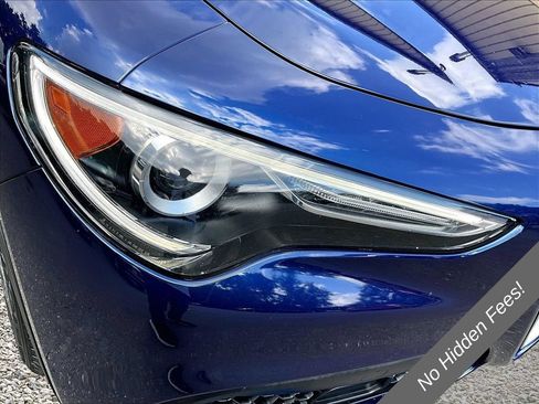 Used 2018 Alfa Romeo Stelvio Sport w/ Quick Order Package 22J Sport AWD/4WD image 26