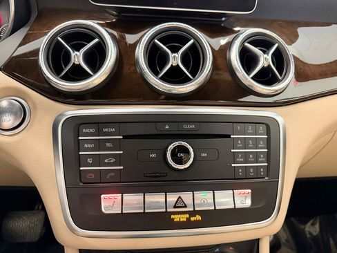 Used 2018 Mercedes-Benz CLA 250 image 36