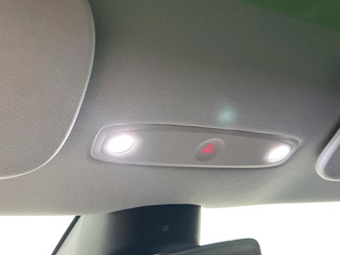 Used 2024 Tesla Model 3 Standard Range image 22