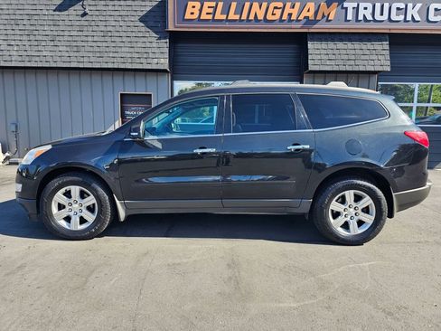 Used 2011 Chevrolet Traverse LT w/ Personal Connectivity Package AWD/4WD image 2