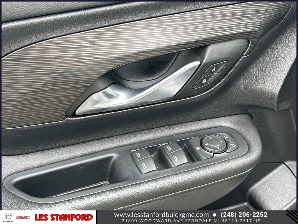 Certified 2023 GMC Terrain SLE FWD image 17