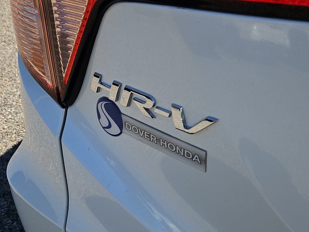 Used 2016 Honda HR-V EX image 12