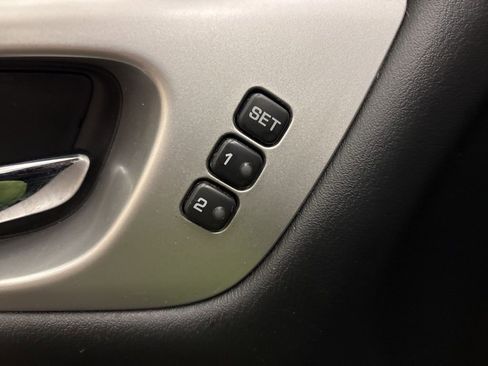 Used 2019 Nissan Pathfinder SL w/ SL Premium Package image 11