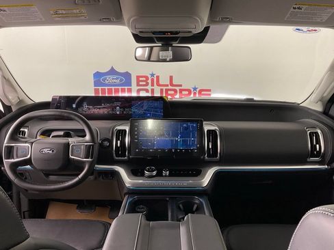 New 2027 Ford Expedition Platinum RWD image 19