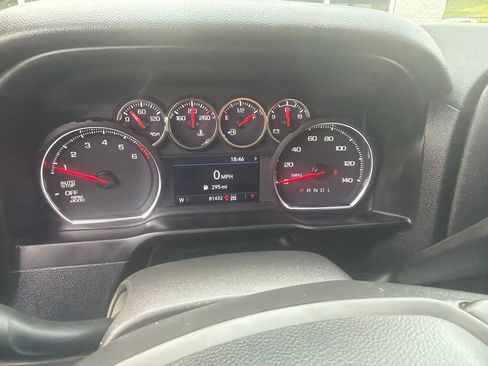 Used 2021 Chevrolet Silverado 1500 LT AWD/4WD image 11