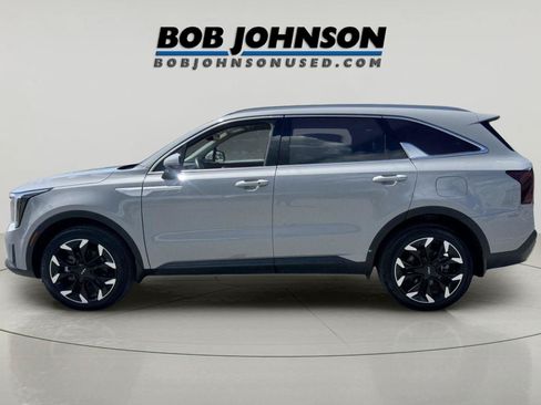 Used 2025 Kia Sorento X-Line EX AWD/4WD image 6