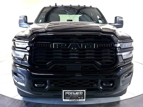 New 2026 RAM 3500 Big Horn AWD/4WD image 10