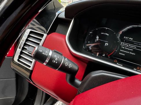 Used 2015 Land Rover Range Rover Autobiography image 48