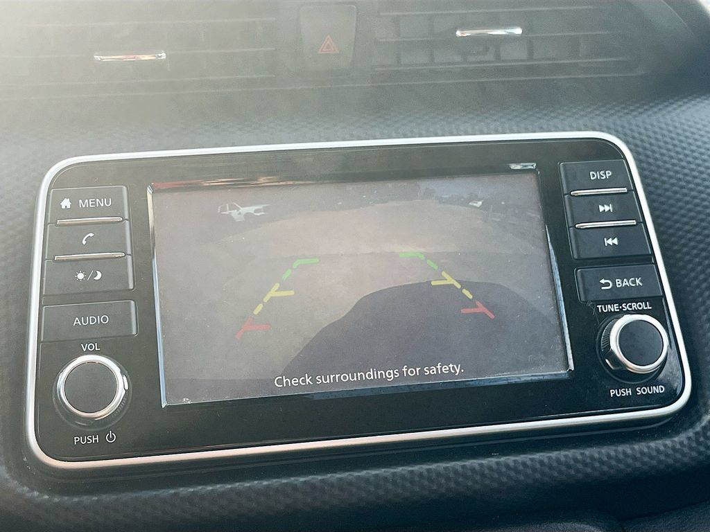 Used 2022 Nissan Kicks S FWD image 13