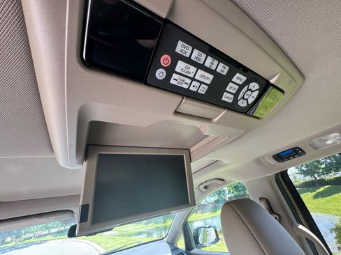 Used 2012 Honda Odyssey Touring image 29