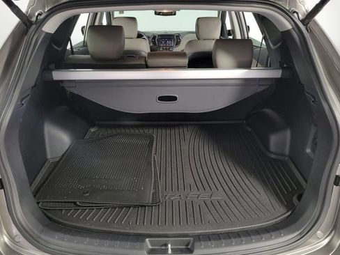 Used 2017 Hyundai Santa Fe Sport FWD image 27