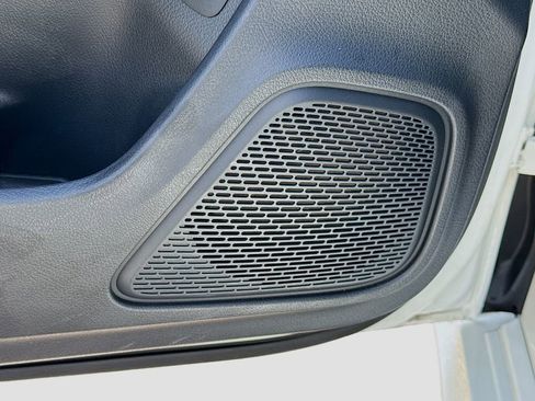 Used 2020 Mercedes-Benz CLA 250 w/ AMG Line image 22